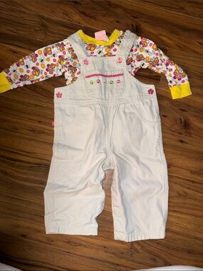 12m vintage 1990s 2 pc Kids Cream Overalls with Floral/butterfly longsleeve Tee
